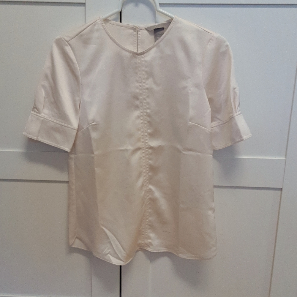 H&M cream short sleeve top